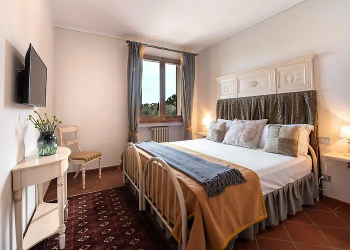 Villa Casale Ugolini *